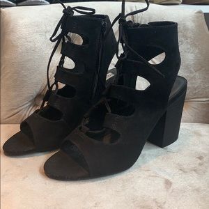 Steve Madden Black block heels